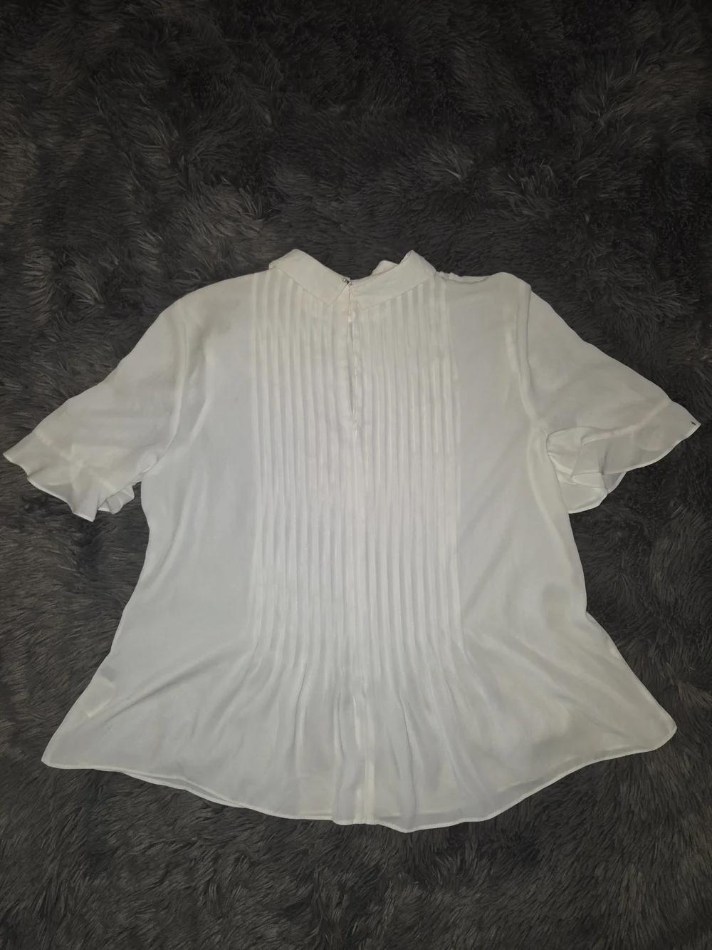 kate spade White Short-Sleeve Pleated Crewneck Blouse
